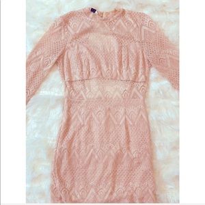 Beautiful light pink Bebe lace Dress